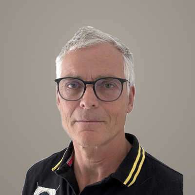 Dr. Frank Goebels